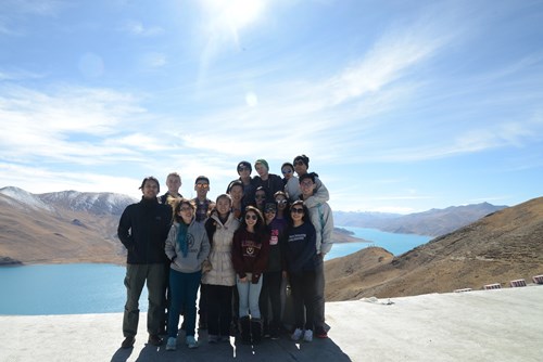 HS students overseas during a GAP trip in 2020