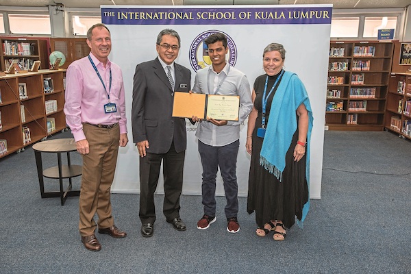 ISKL IB Diploma Program Scholarship