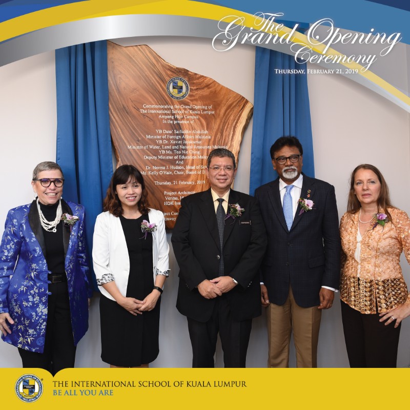 ISKL VIPs Visit the Grand Opening