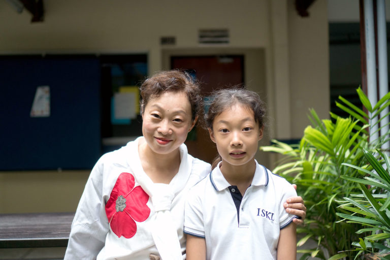 Ms. Eva Wang & <r>Peggy Fan