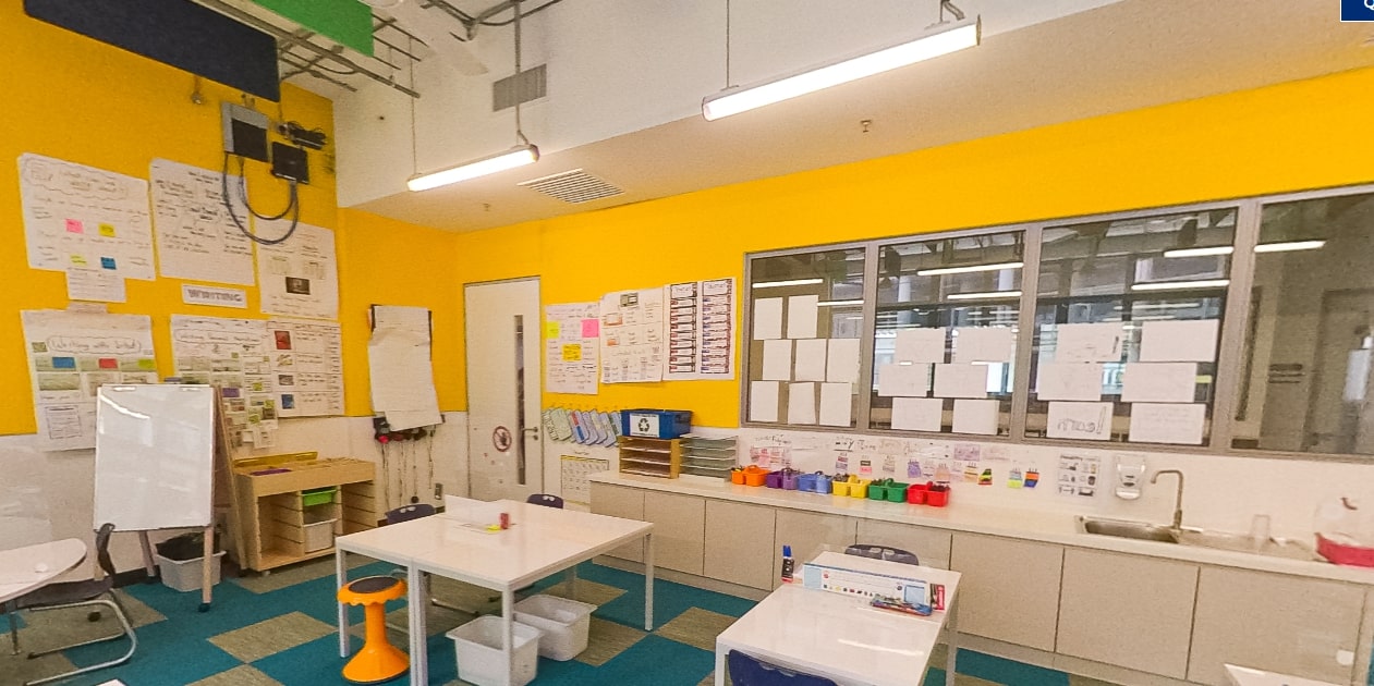 ES elementary school grade 1 classroom