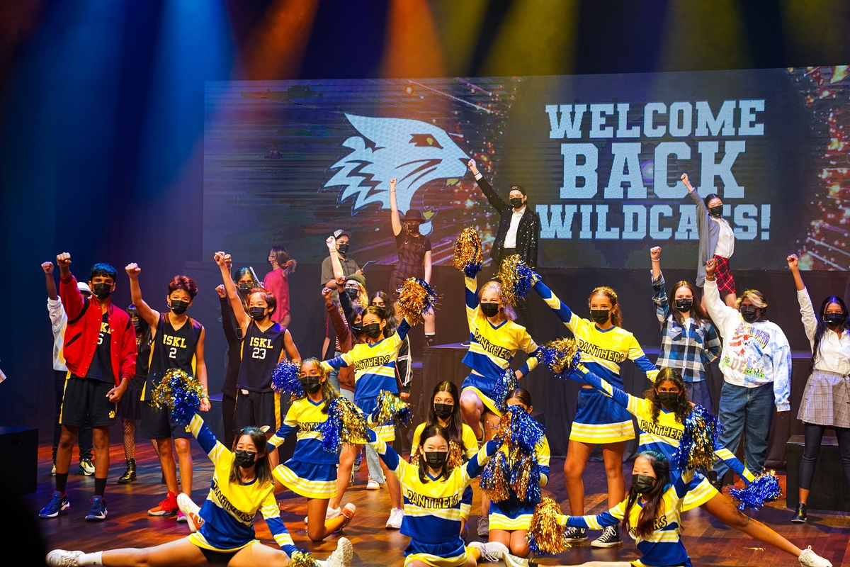 HS Musical Jr cheer