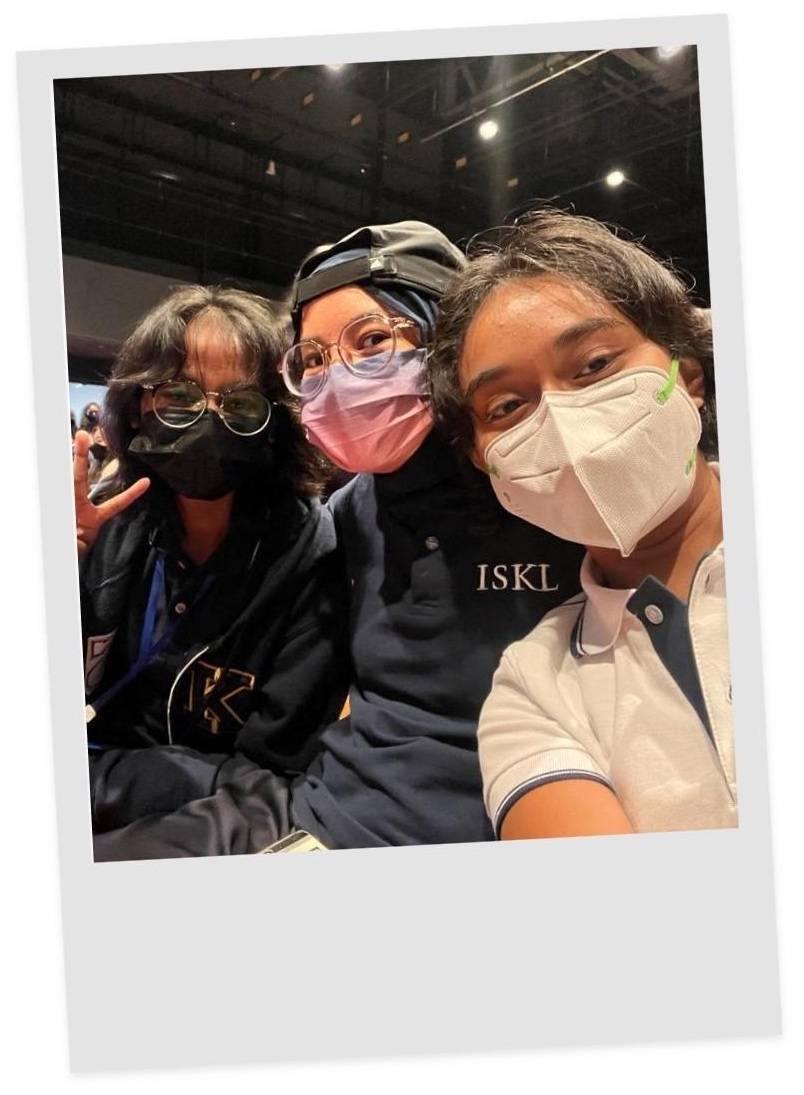 Panthers of ISKL Soraya and her friends