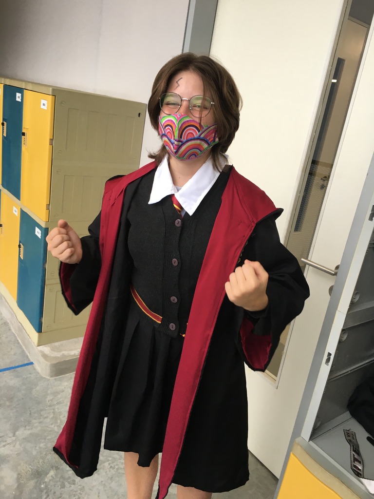 POISKL Grace C - Wearing Japanese Anime Costume