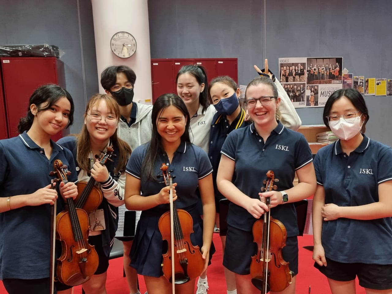 POIKL Riks S in Music Class